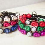 Howlite skulls bracelet fri..