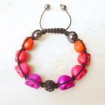 Howlite skulls bracelet fri..