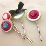Vintage buttons and stones ..