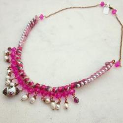 Romantic pink yarn necklace with crystals and pearls